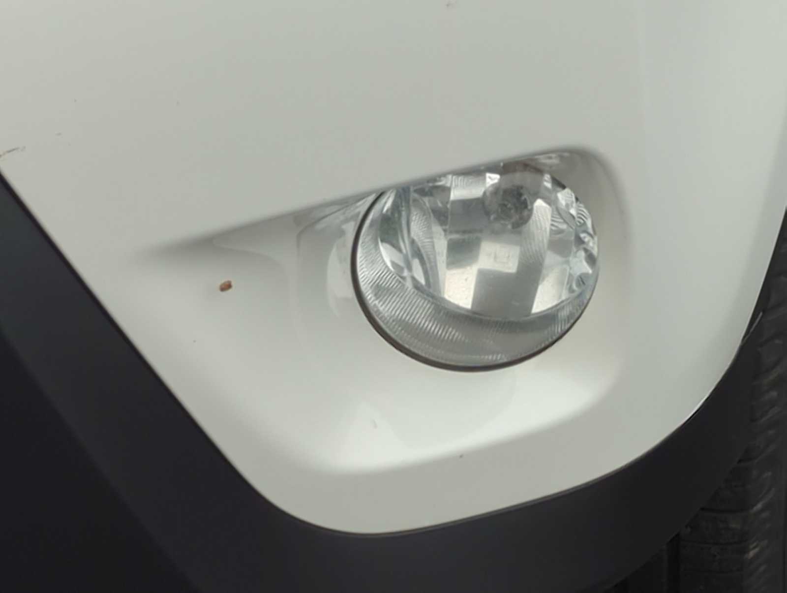 Thumbnail: 2015 Toyota RAV4 - 11