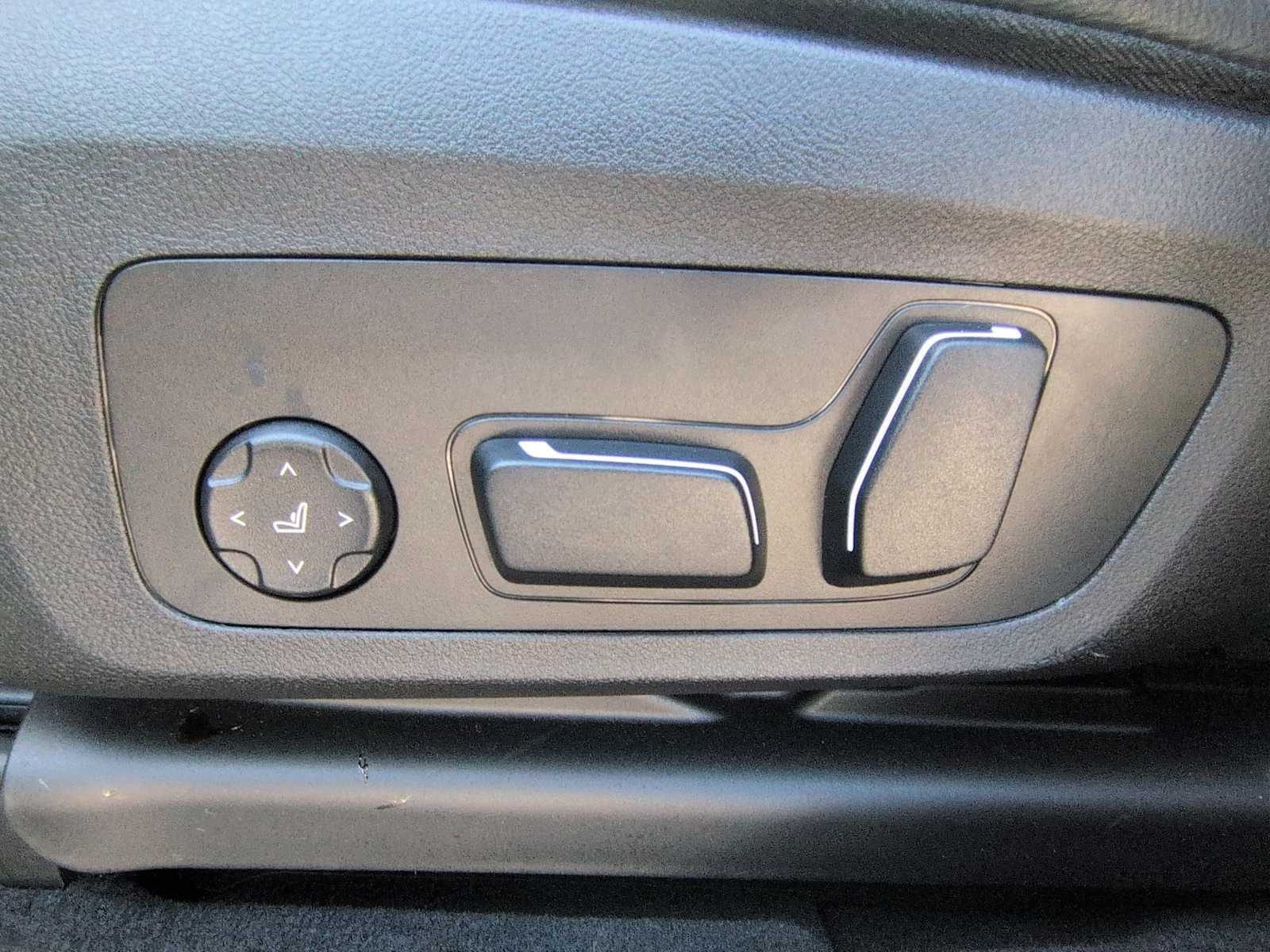 Thumbnail: 2024 BMW X3 - 18