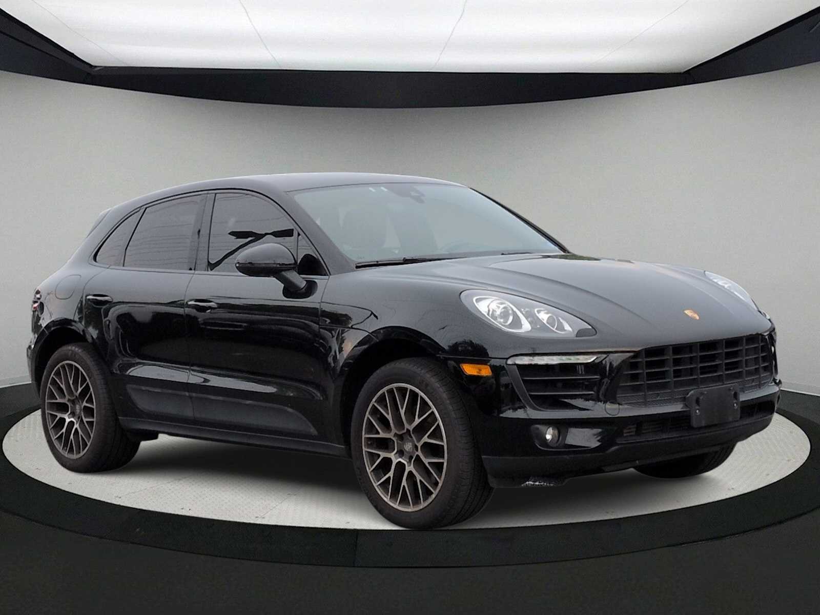 Thumbnail: 2018 Porsche Macan - 2