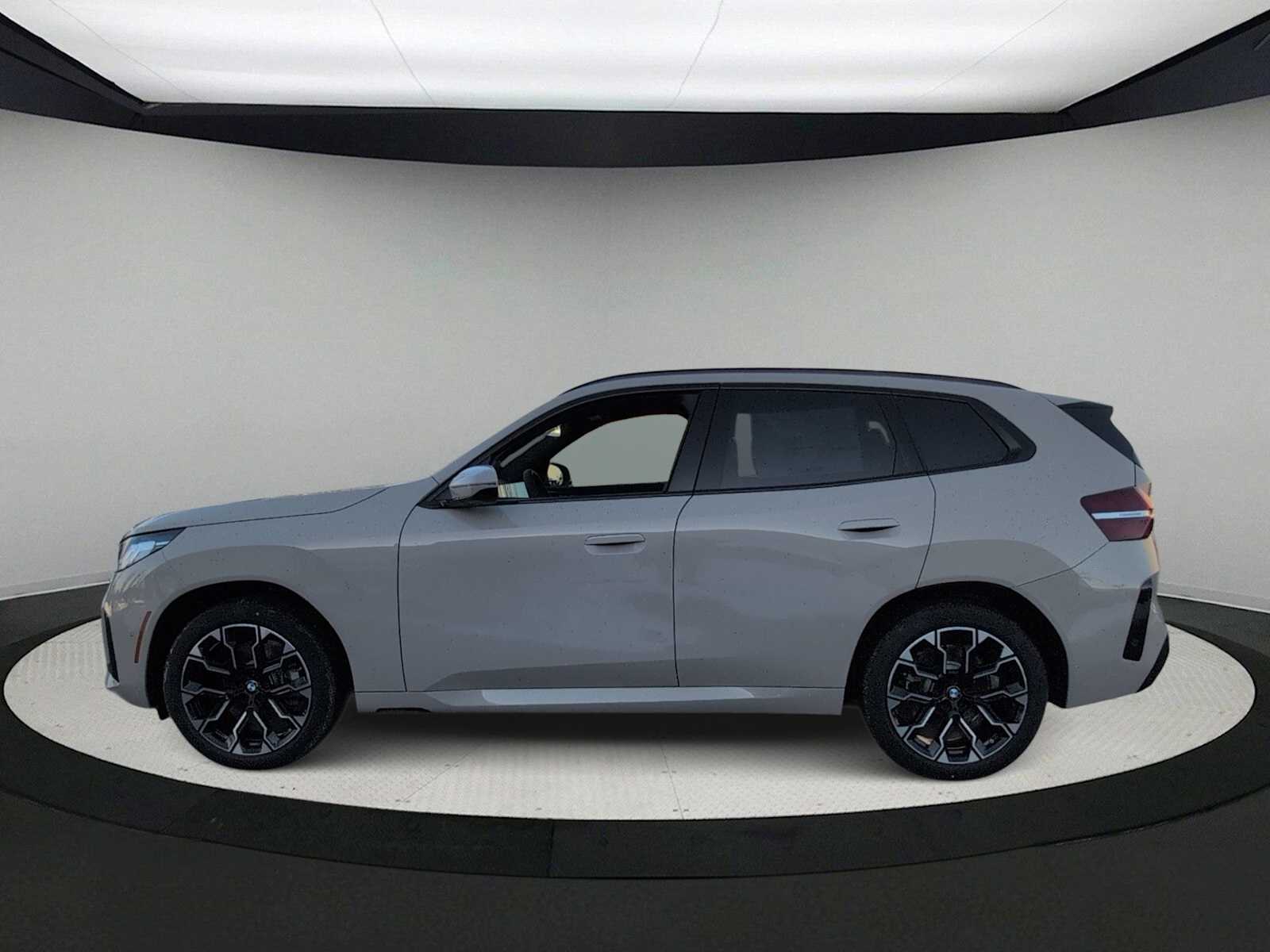 Thumbnail: 2026 BMW X3 - 5