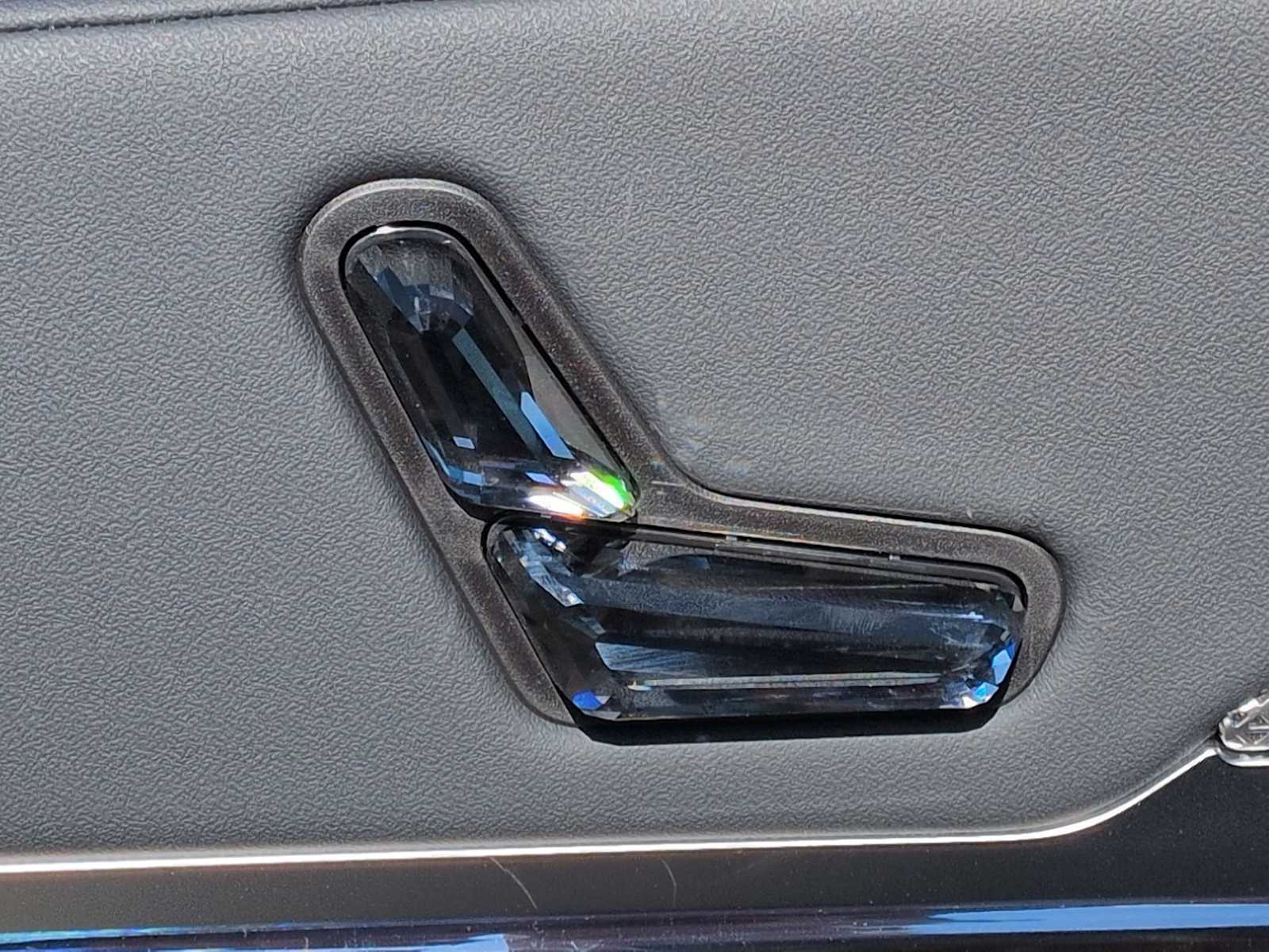 Thumbnail: 2026 BMW 7 Series - 18