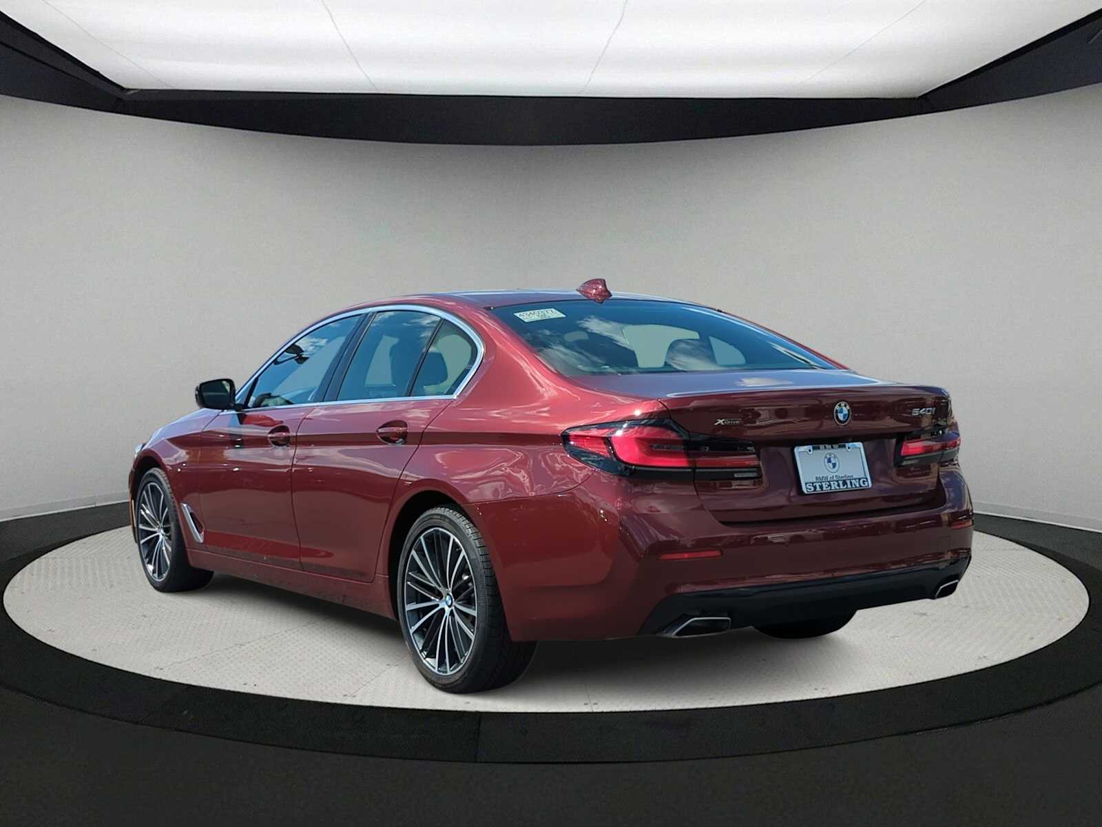Thumbnail: 2023 BMW 5 Series - 6