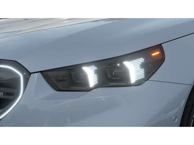 Thumbnail: 2027 BMW M5 - 6
