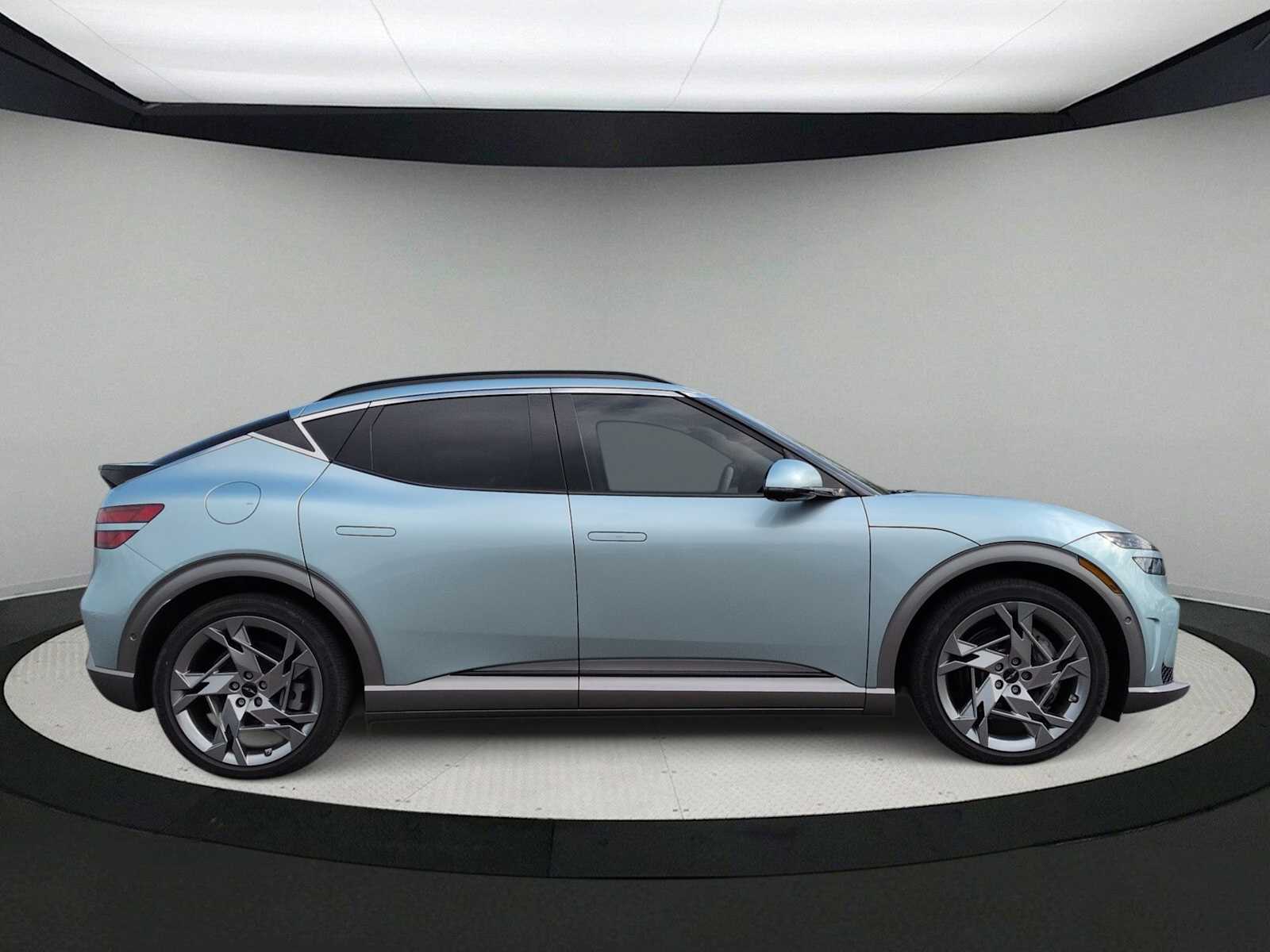 Thumbnail: 2023 Genesis GV60 - 9