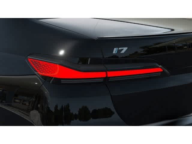 Thumbnail: 2026 BMW i7 - 8
