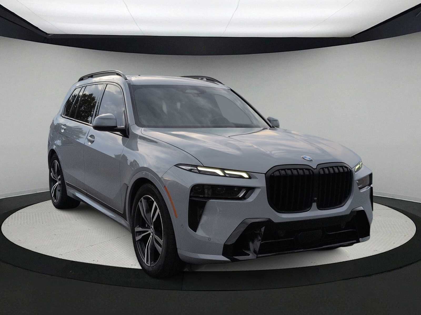 Thumbnail: 2023 BMW X7 - 2