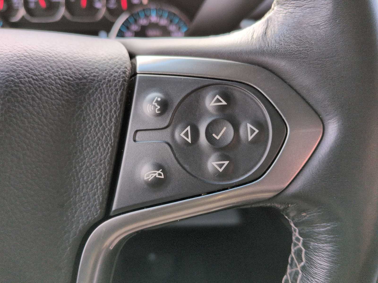 Thumbnail: 2018 Chevrolet Tahoe - 27