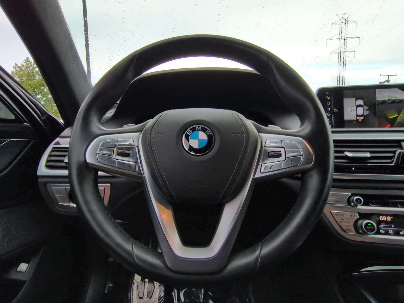 Thumbnail: 2016 BMW 7 Series - 25