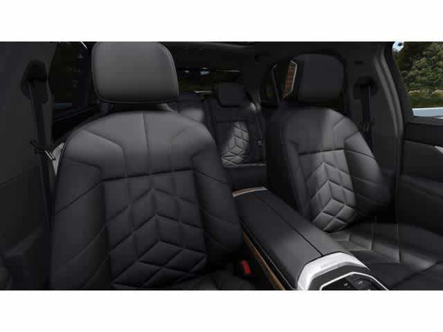 Thumbnail: 2025 BMW i7 - 11