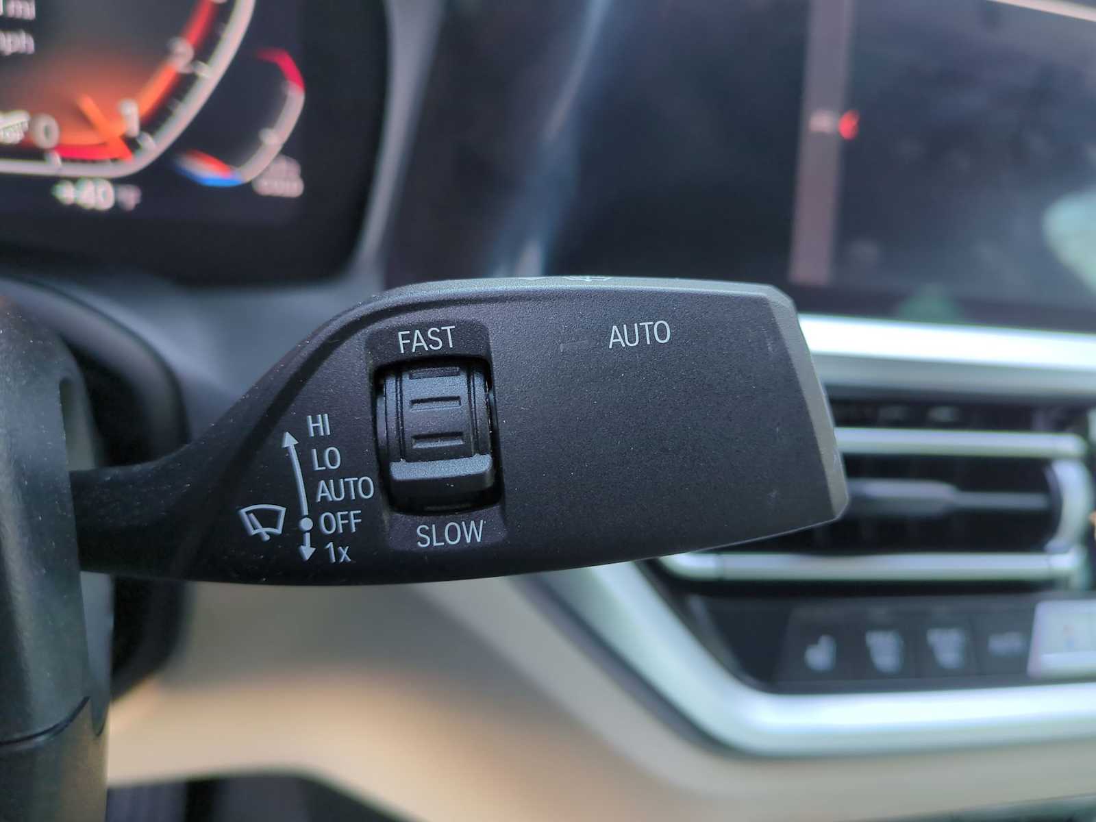 Thumbnail: 2022 BMW 3 Series - 27