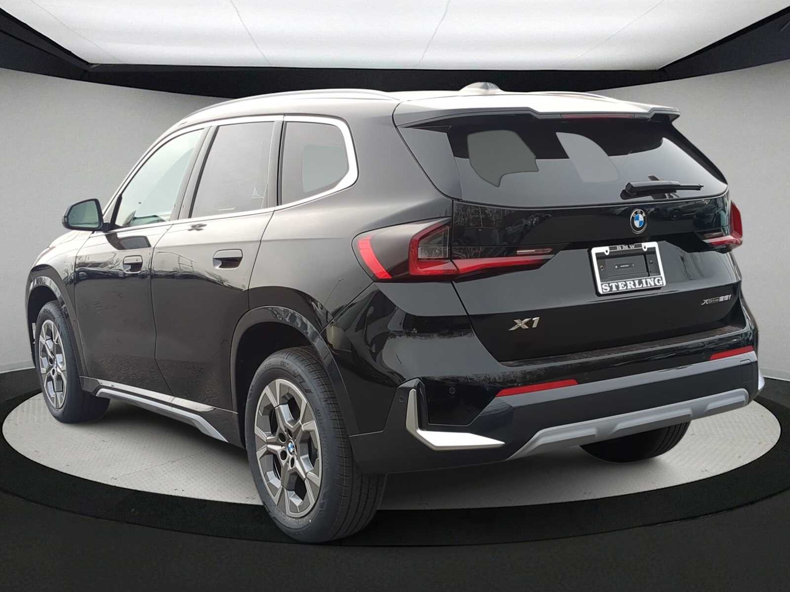 Thumbnail: 2026 BMW X1 - 6
