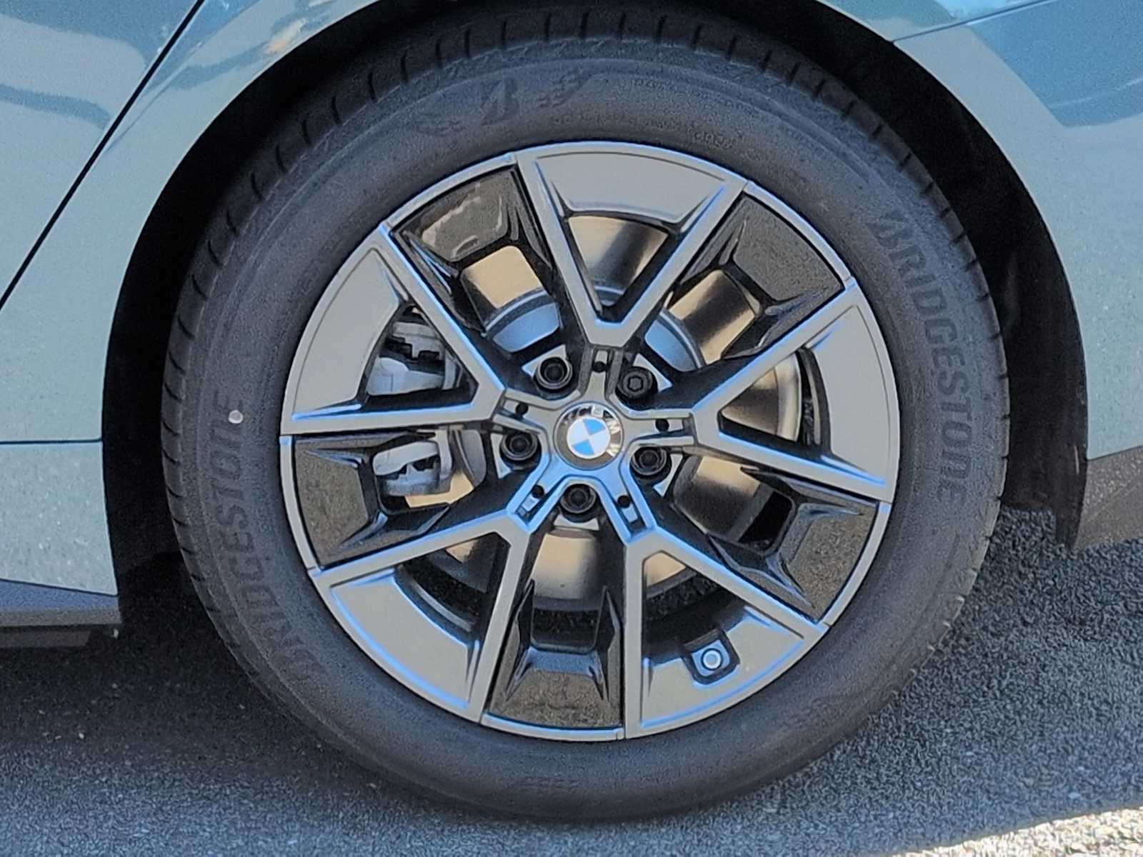 Thumbnail: 2026 BMW i4 - 14