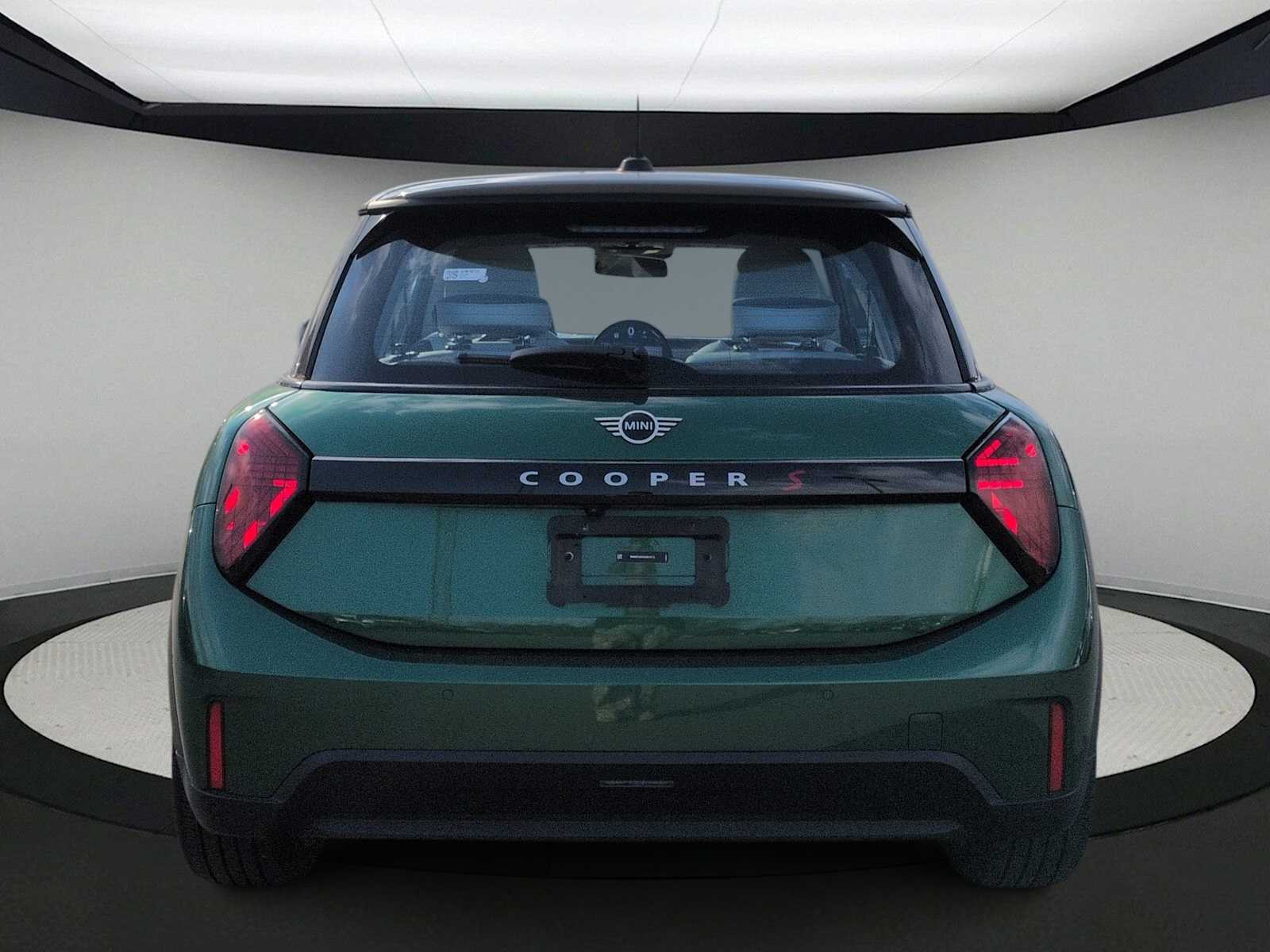 Thumbnail: 2025 MINI Cooper Hardtop - 7