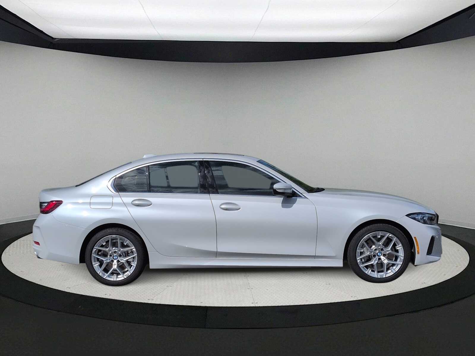 Thumbnail: 2025 BMW 3 Series - 9
