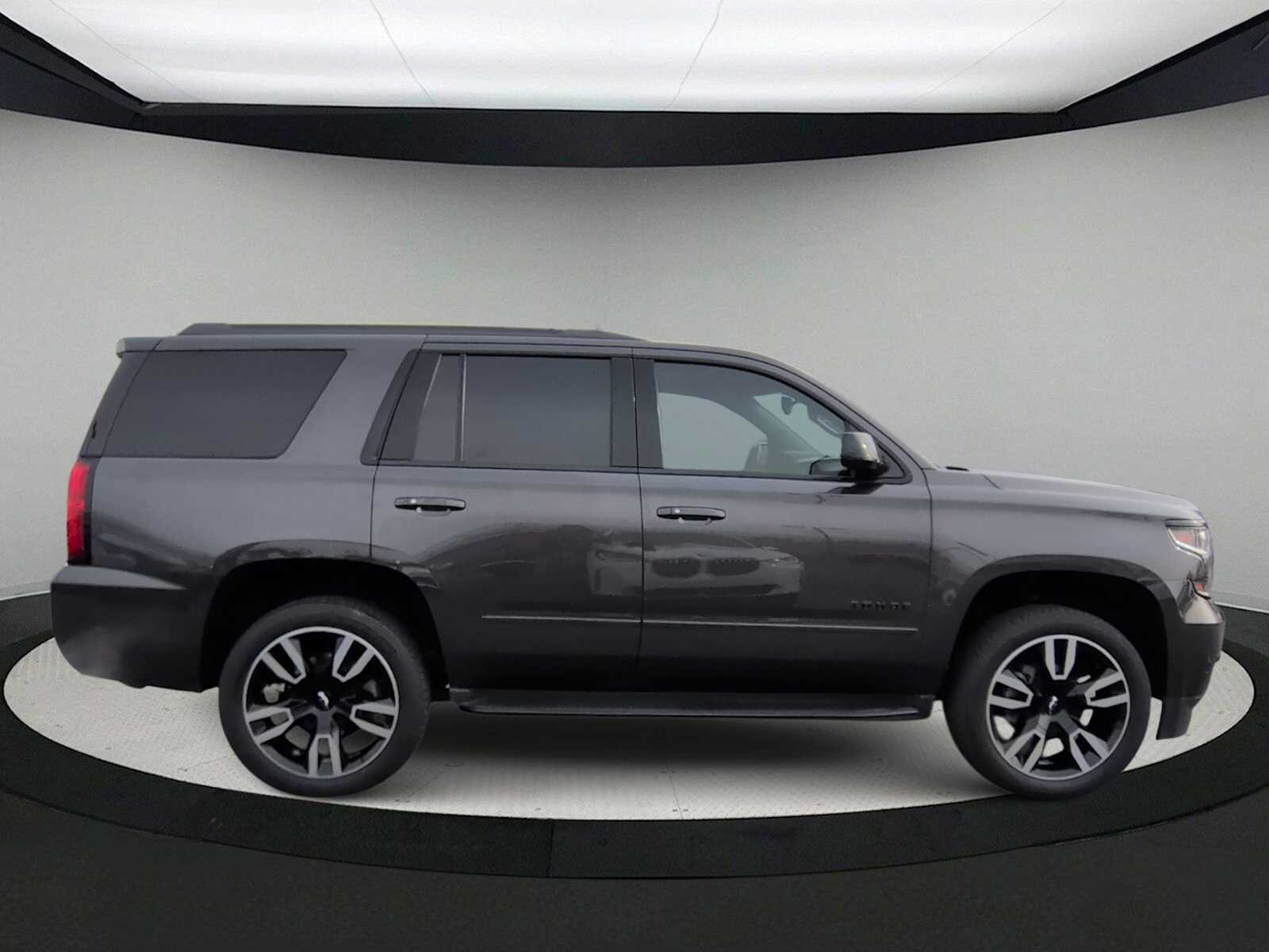 Thumbnail: 2018 Chevrolet Tahoe - 9