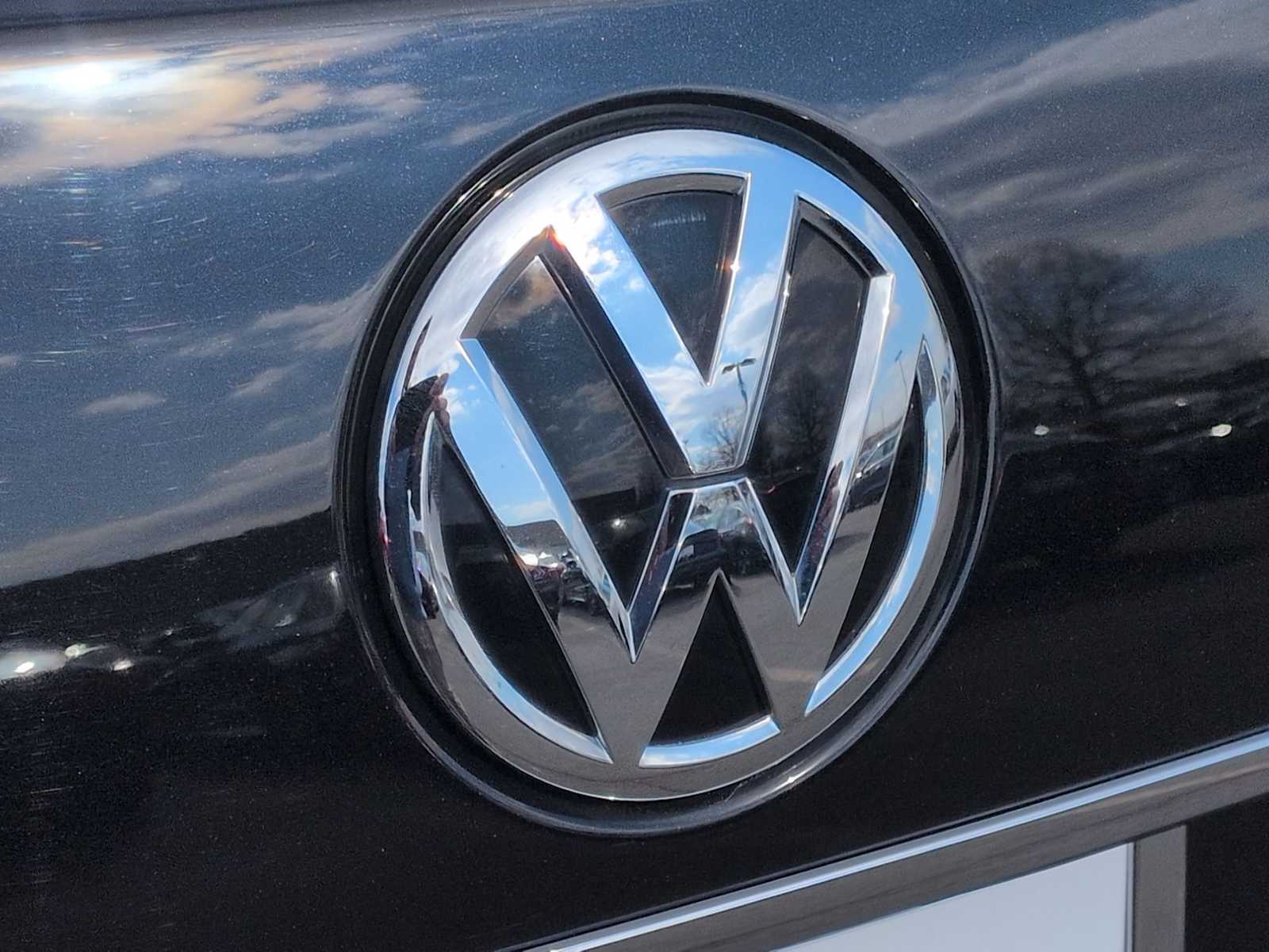 Thumbnail: 2018 Volkswagen Passat - 12