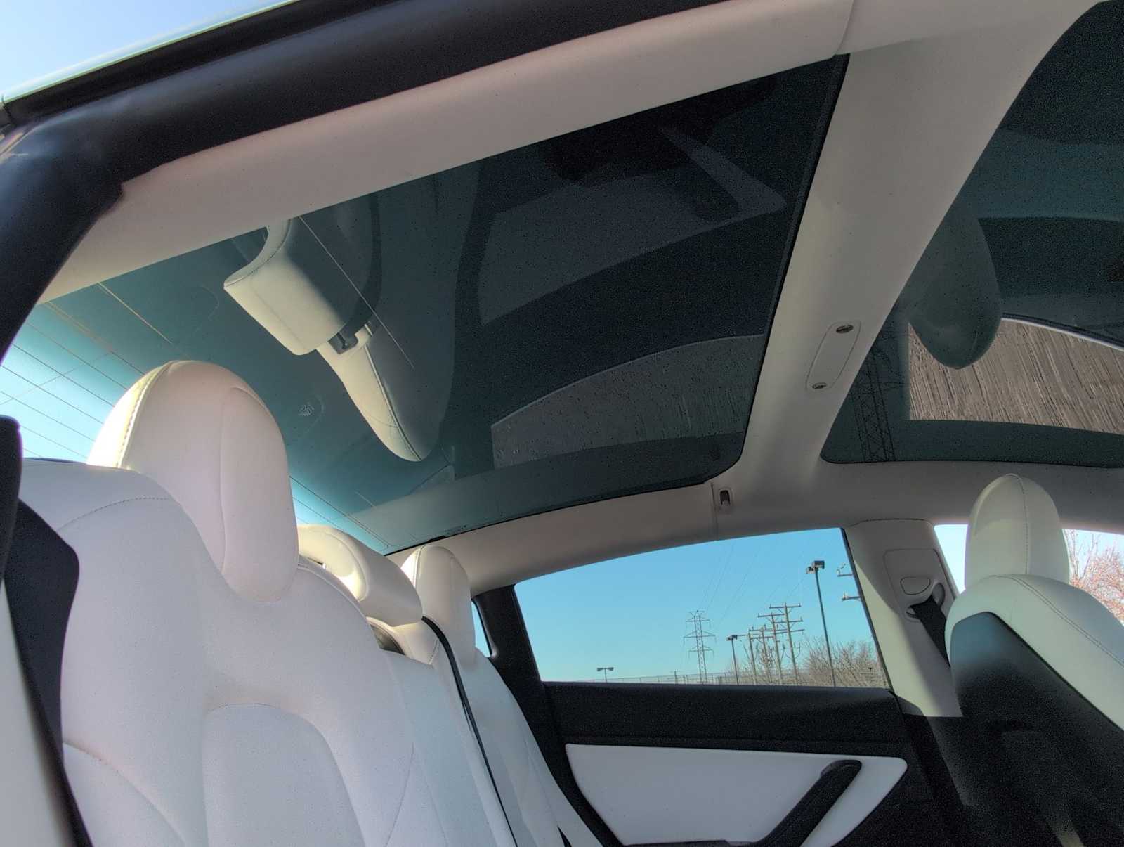 Thumbnail: 2019 Tesla Model 3 - 21