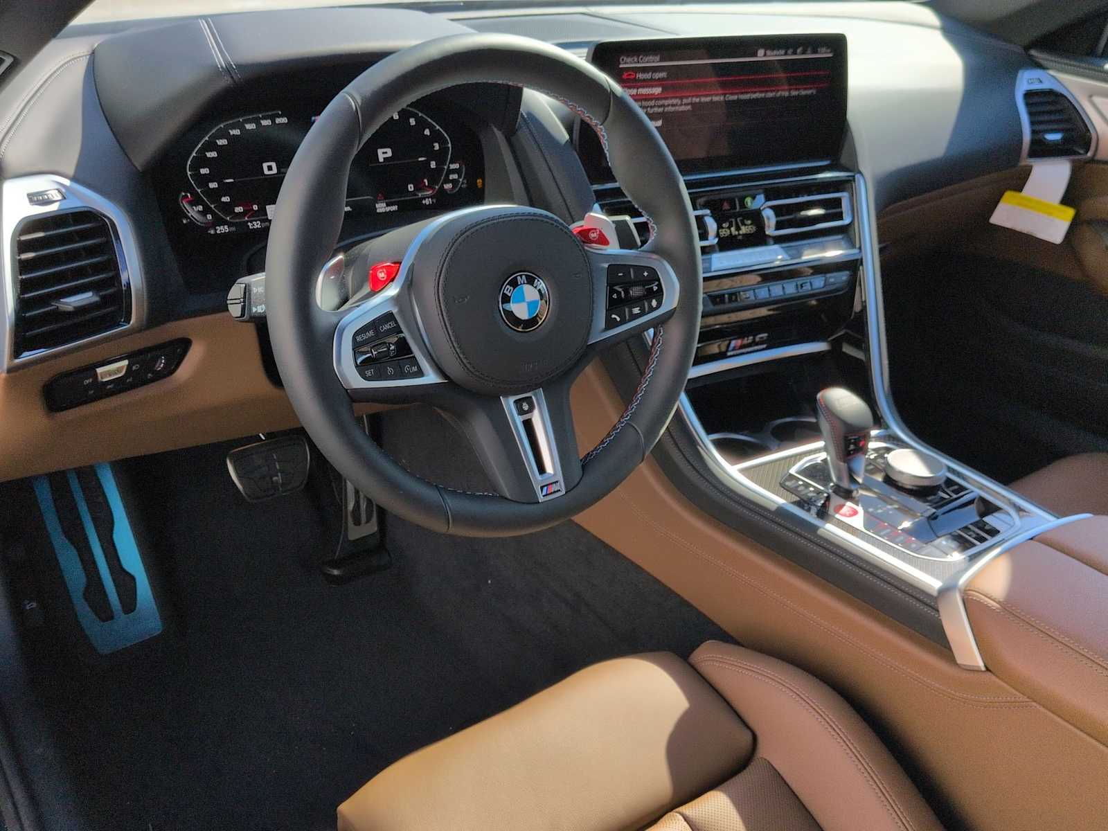 Thumbnail: 2025 BMW M8 - 10