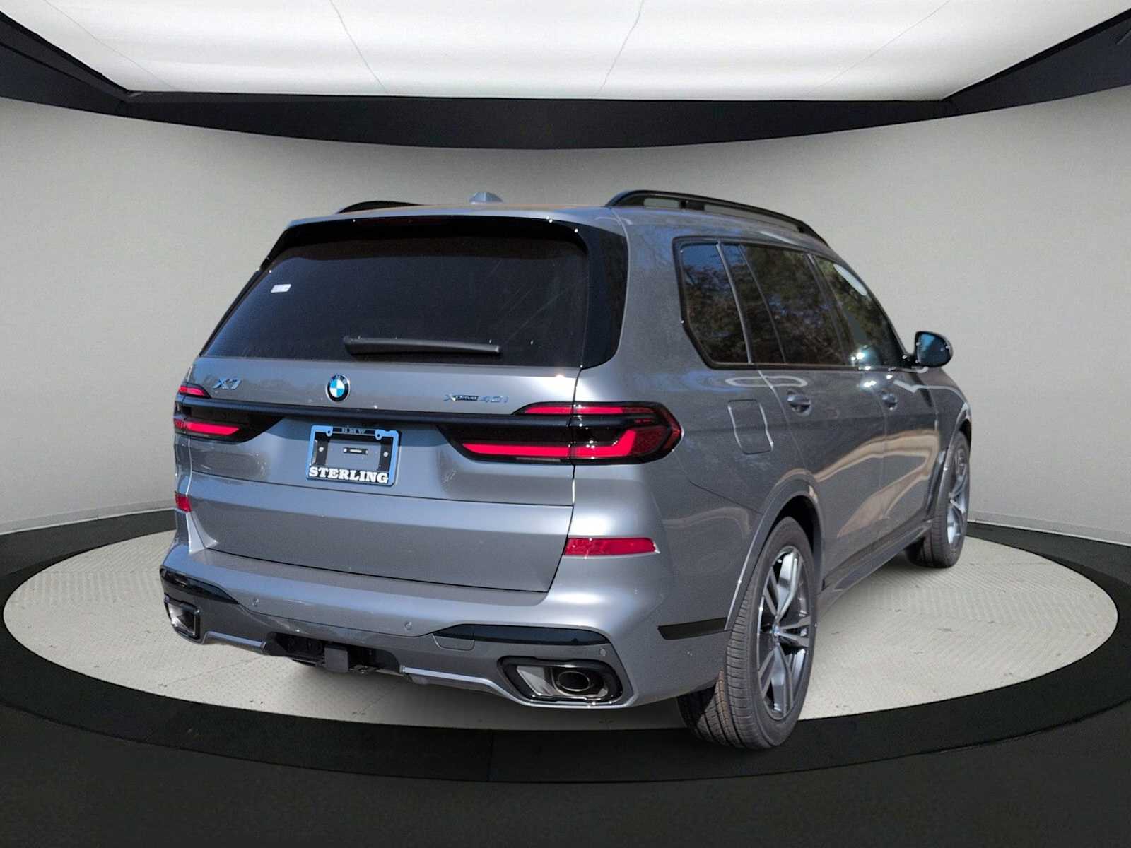 Thumbnail: 2026 BMW X7 - 8