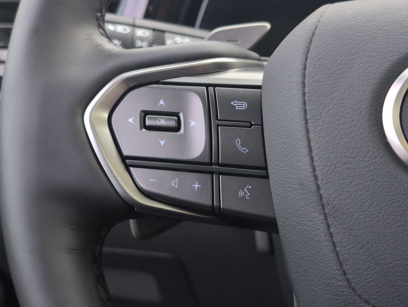 Thumbnail: 2025 Lexus TX - 26