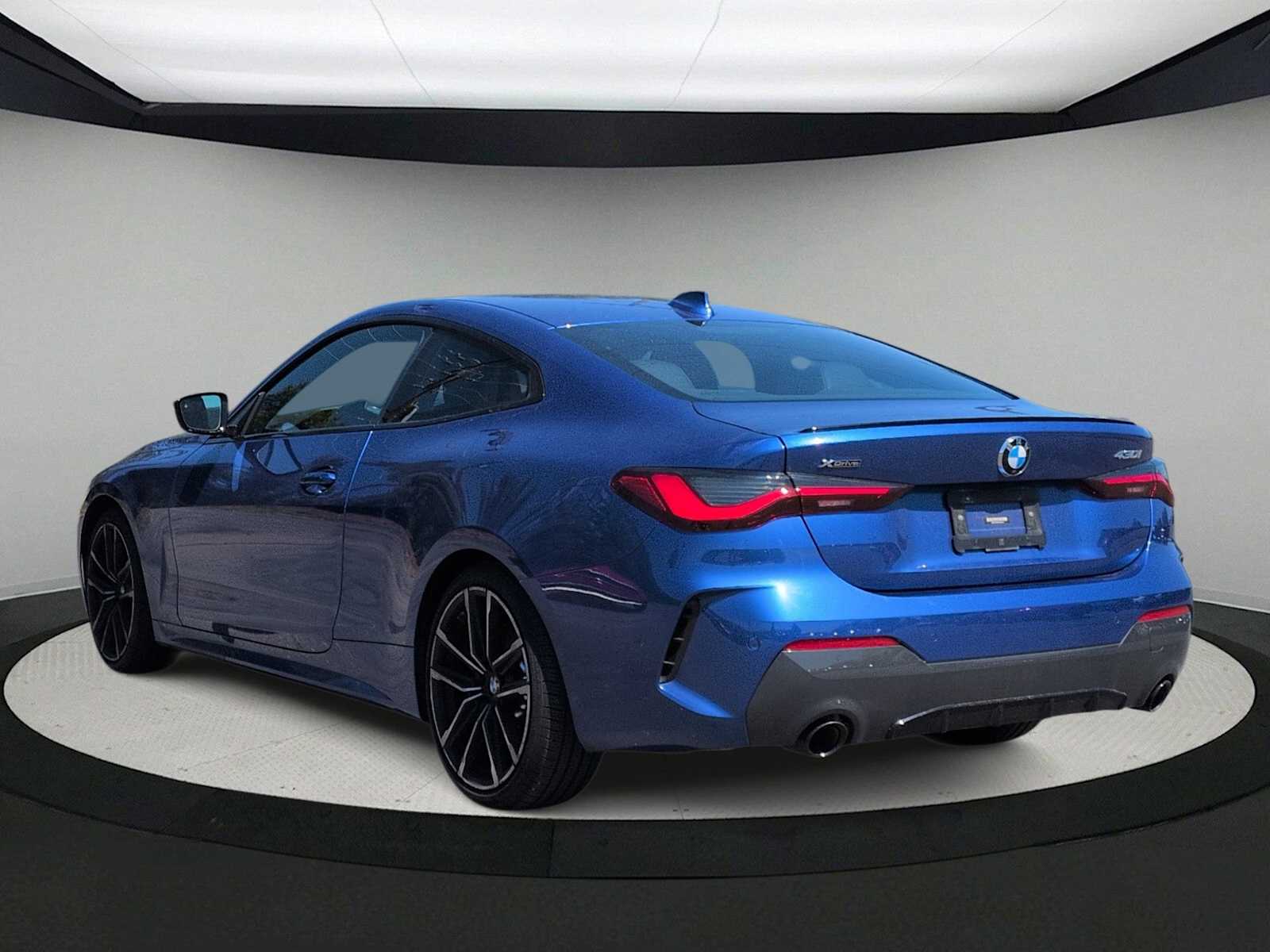 Thumbnail: 2023 BMW 4 Series - 6