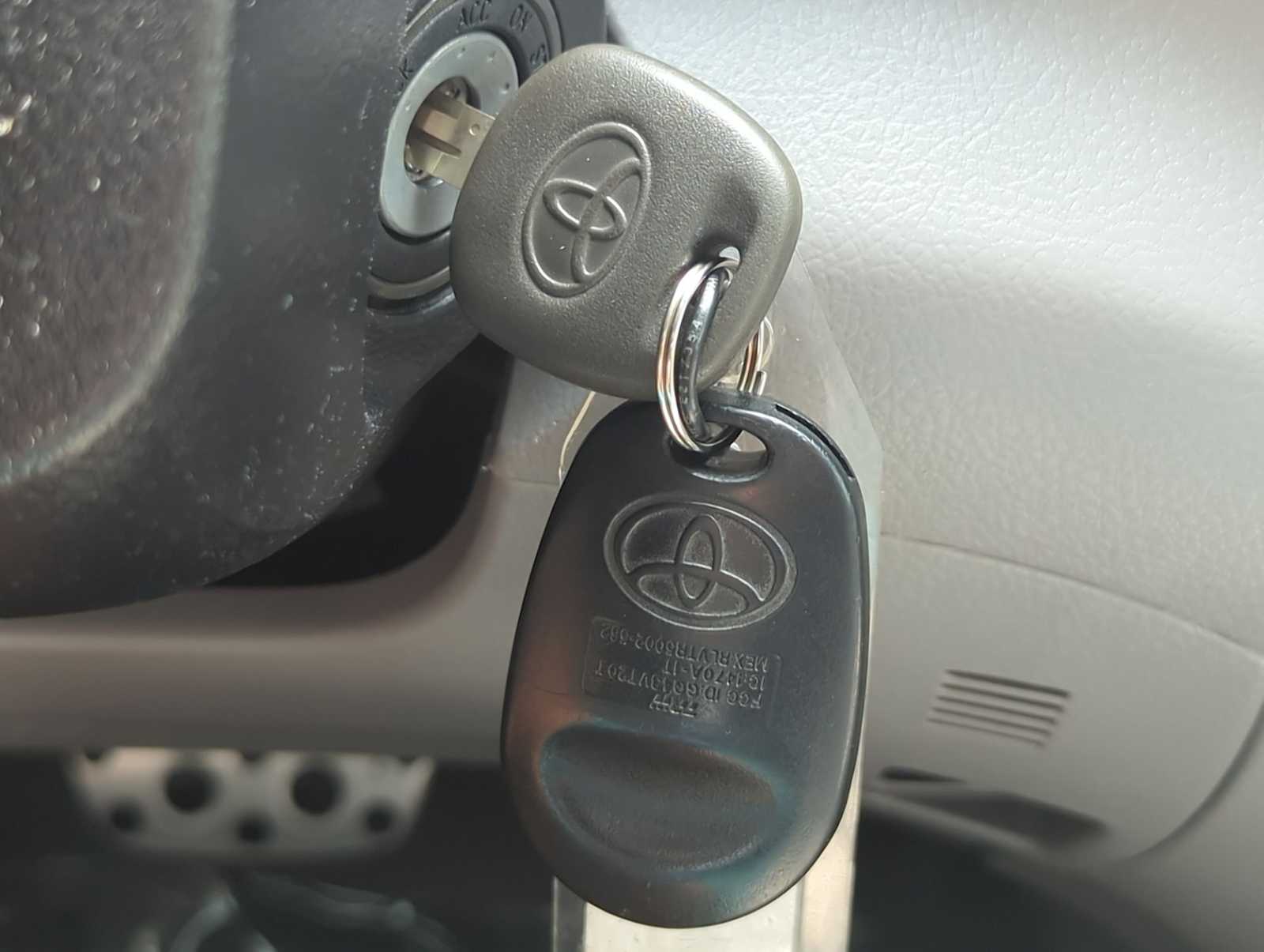 2008 Toyota Highlander Sport 28