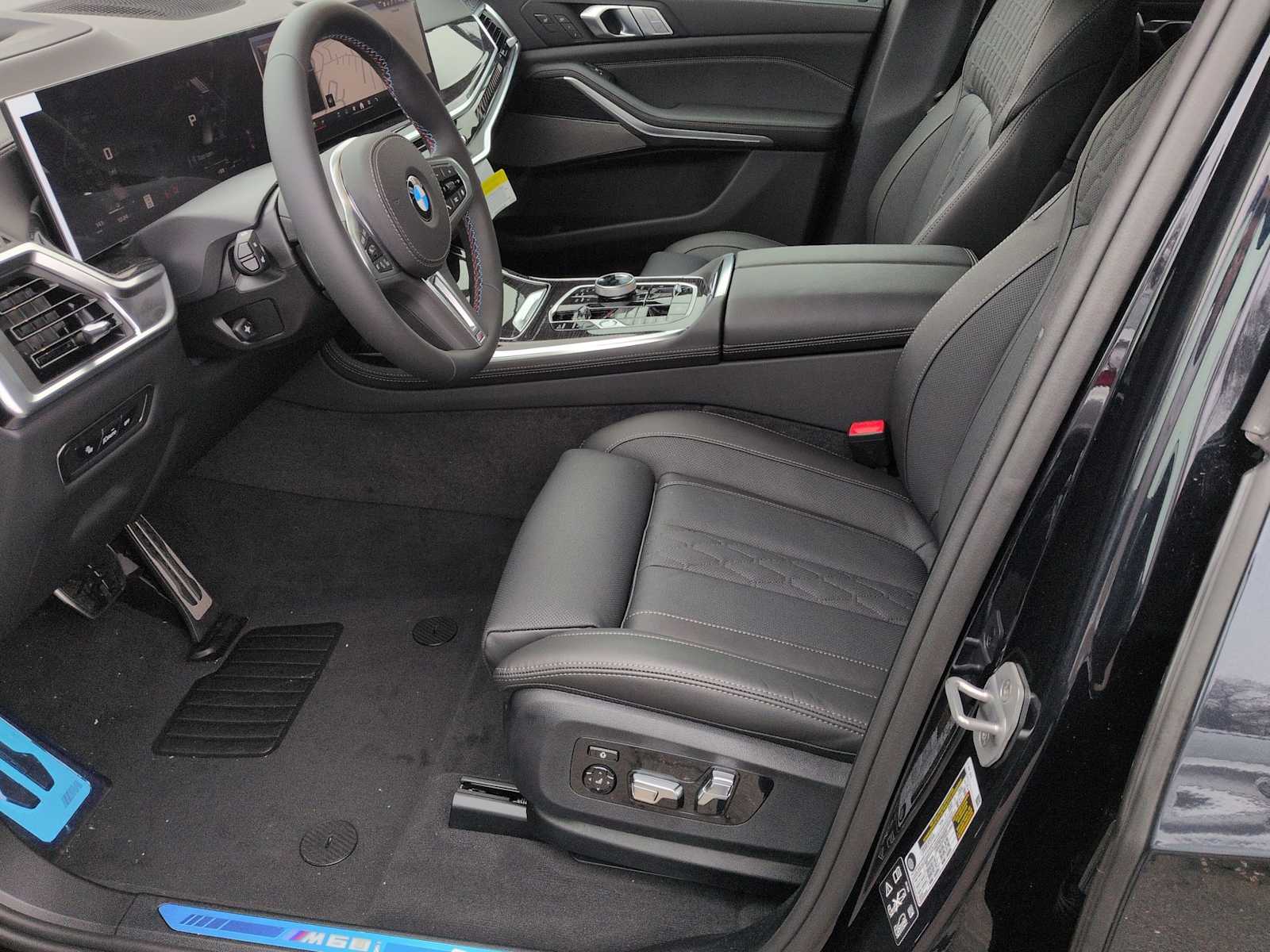 Thumbnail: 2026 BMW X7 - 17