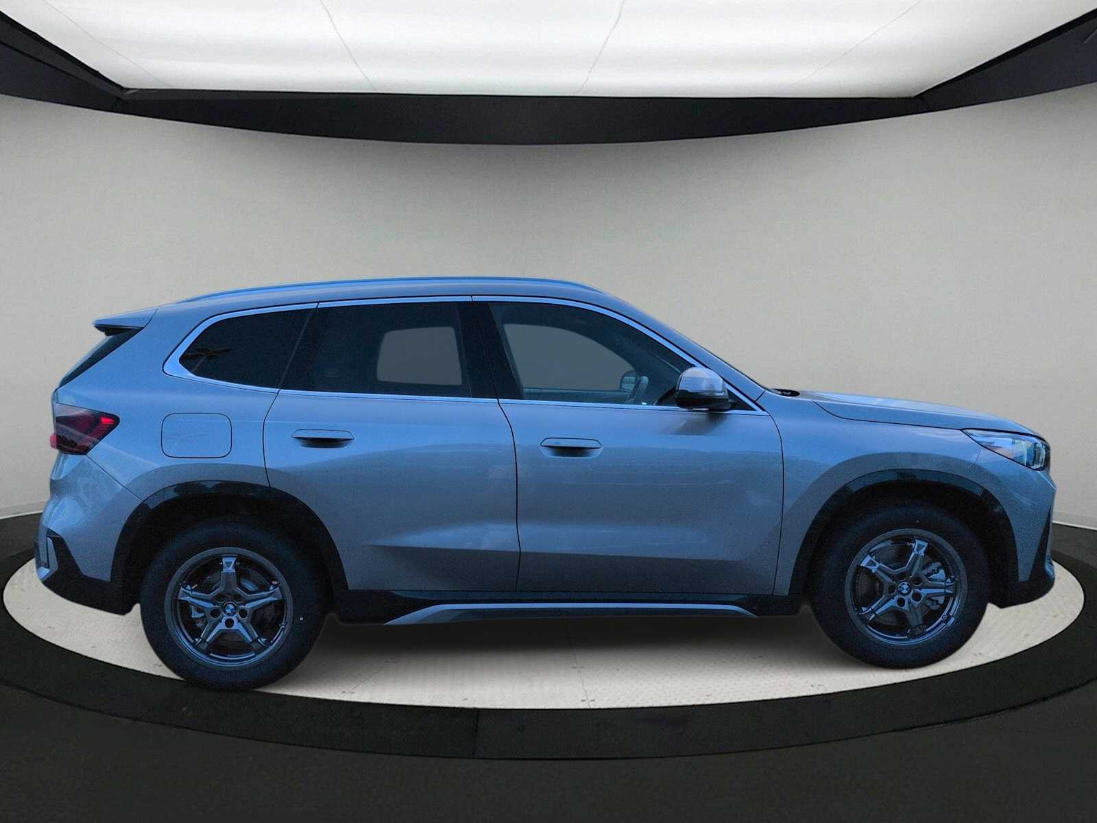 Thumbnail: 2026 BMW X1 - 9