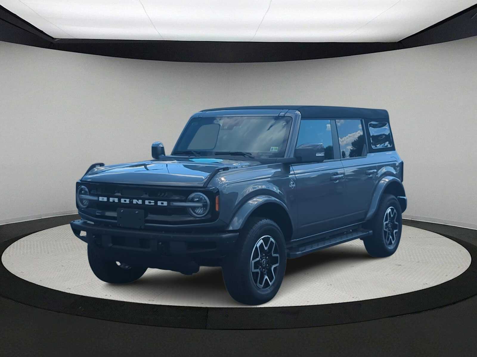 Thumbnail: 2024 Ford Bronco - 4