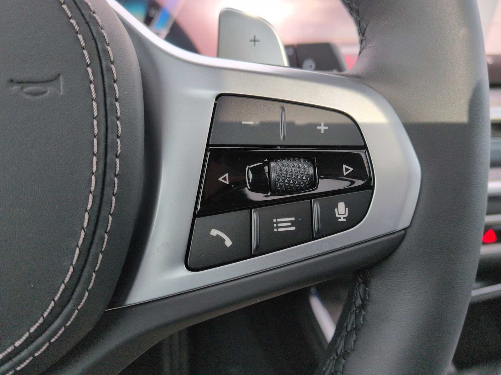 Thumbnail: 2026 BMW X5 - 27