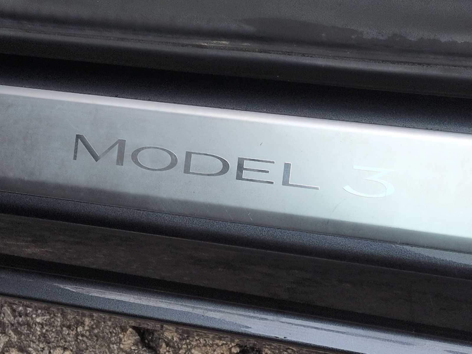 Thumbnail: 2019 Tesla Model 3 - 13
