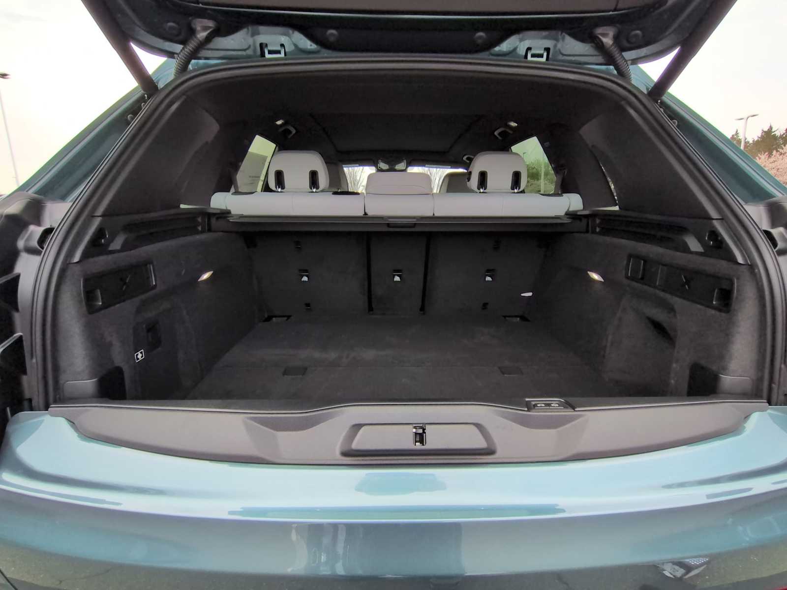 Thumbnail: 2026 BMW X5 - 37