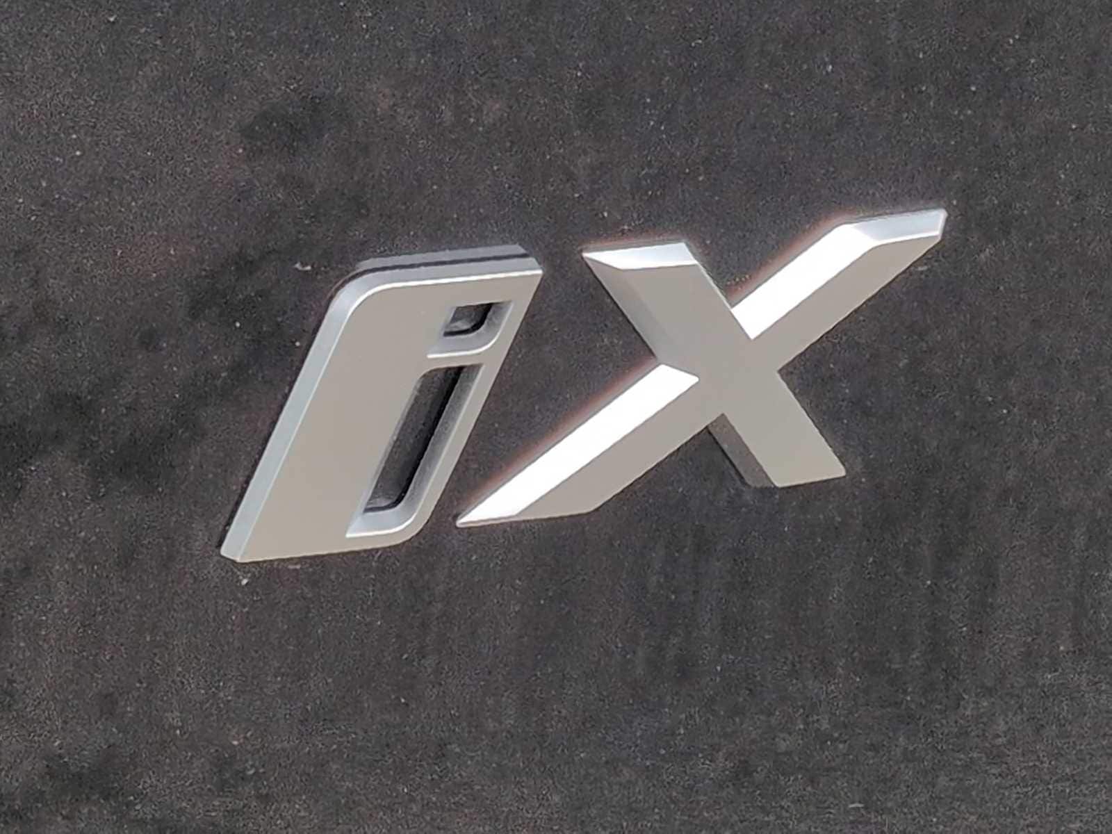 Thumbnail: 2026 BMW iX - 13