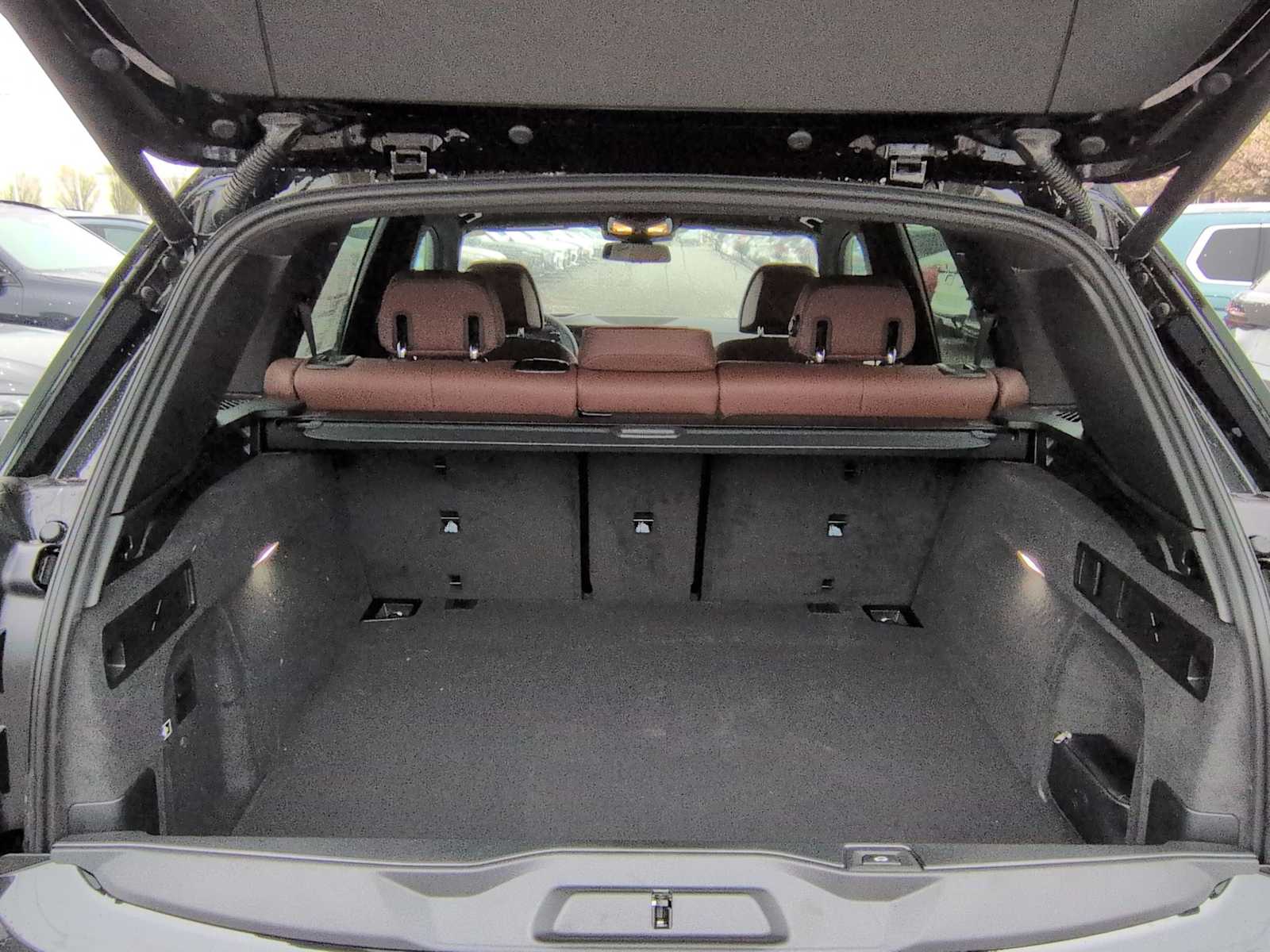 Thumbnail: 2026 BMW X5 - 37