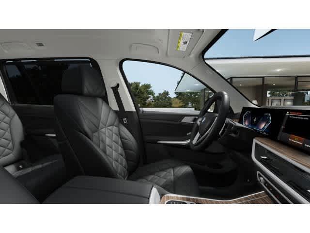 Thumbnail: 2026 BMW X7 - 9