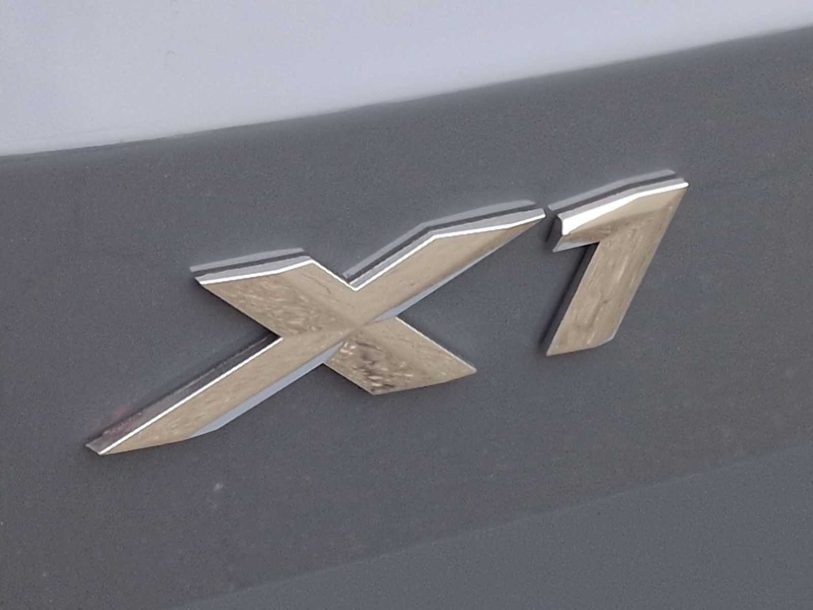 Thumbnail: 2026 BMW X1 - 13