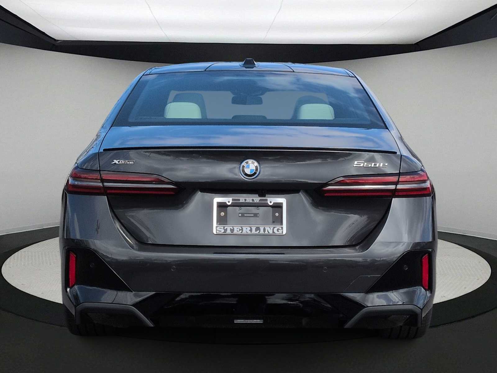 Thumbnail: 2026 BMW 5 Series - 7