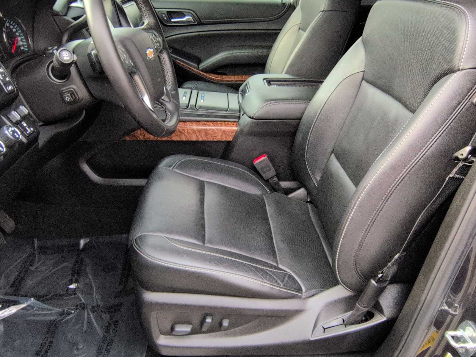 Thumbnail: 2018 Chevrolet Tahoe - 17