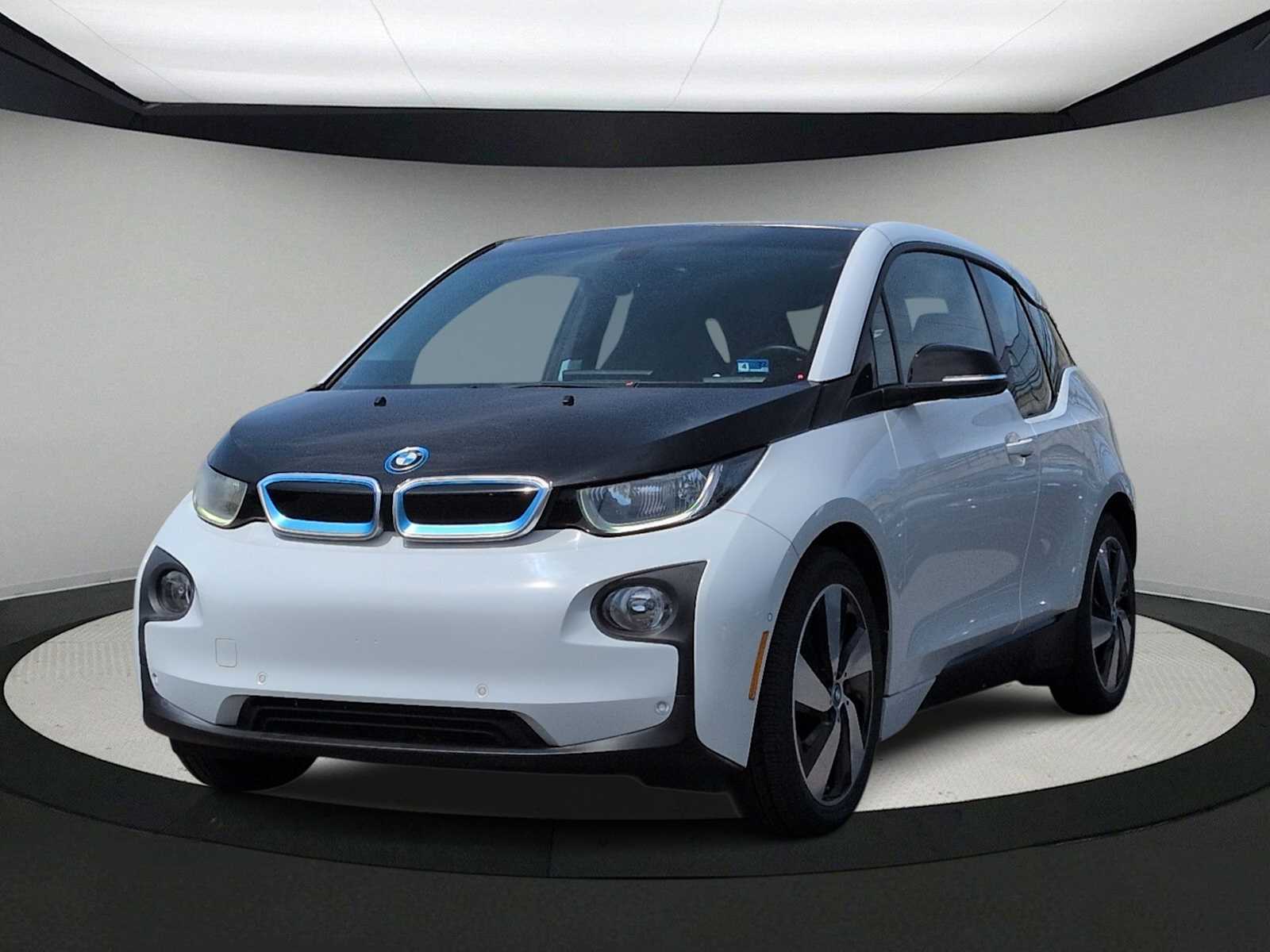 Thumbnail: 2016 BMW i3 - 4