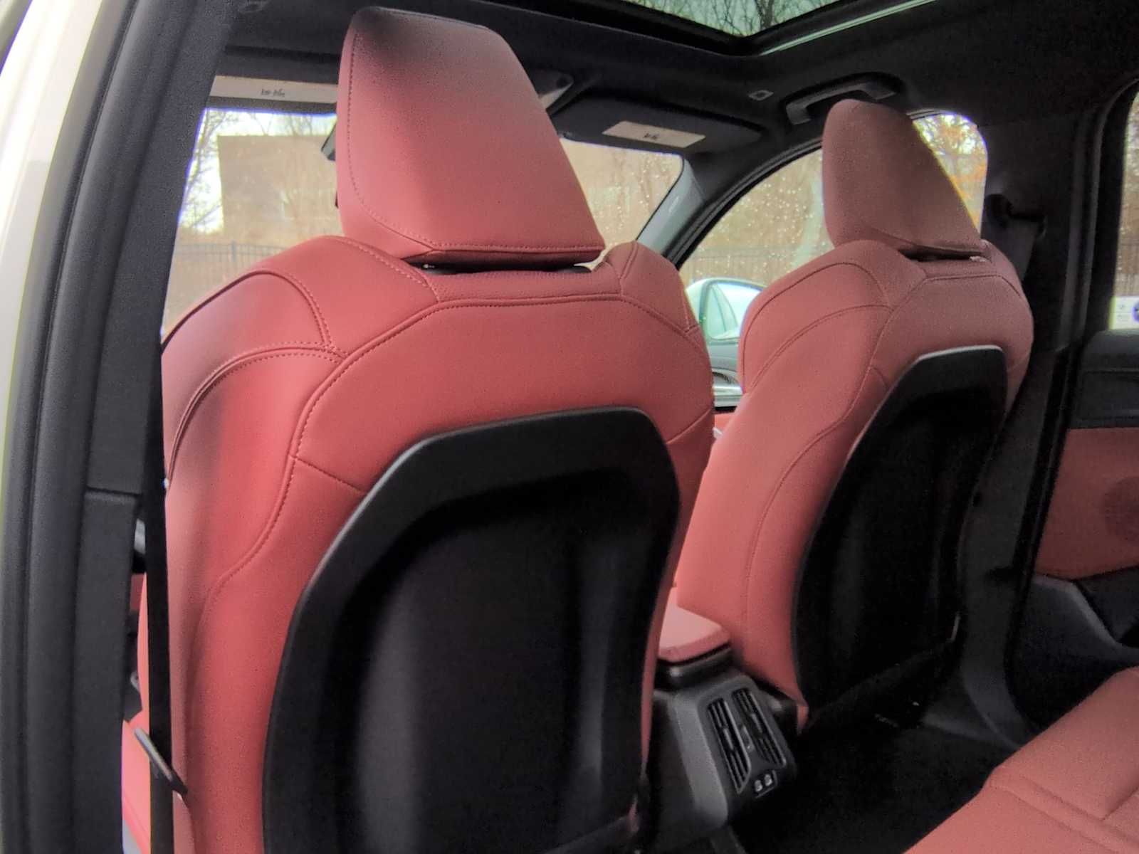 Thumbnail: 2026 BMW X1 - 19