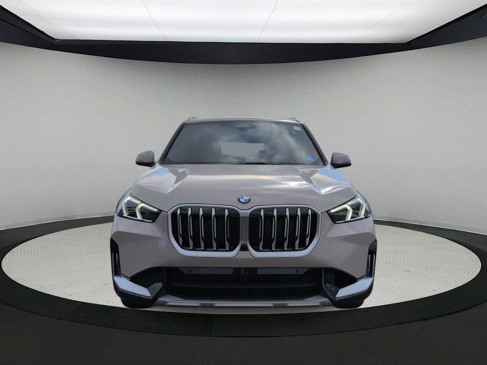 Thumbnail: 2026 BMW X1 - 3