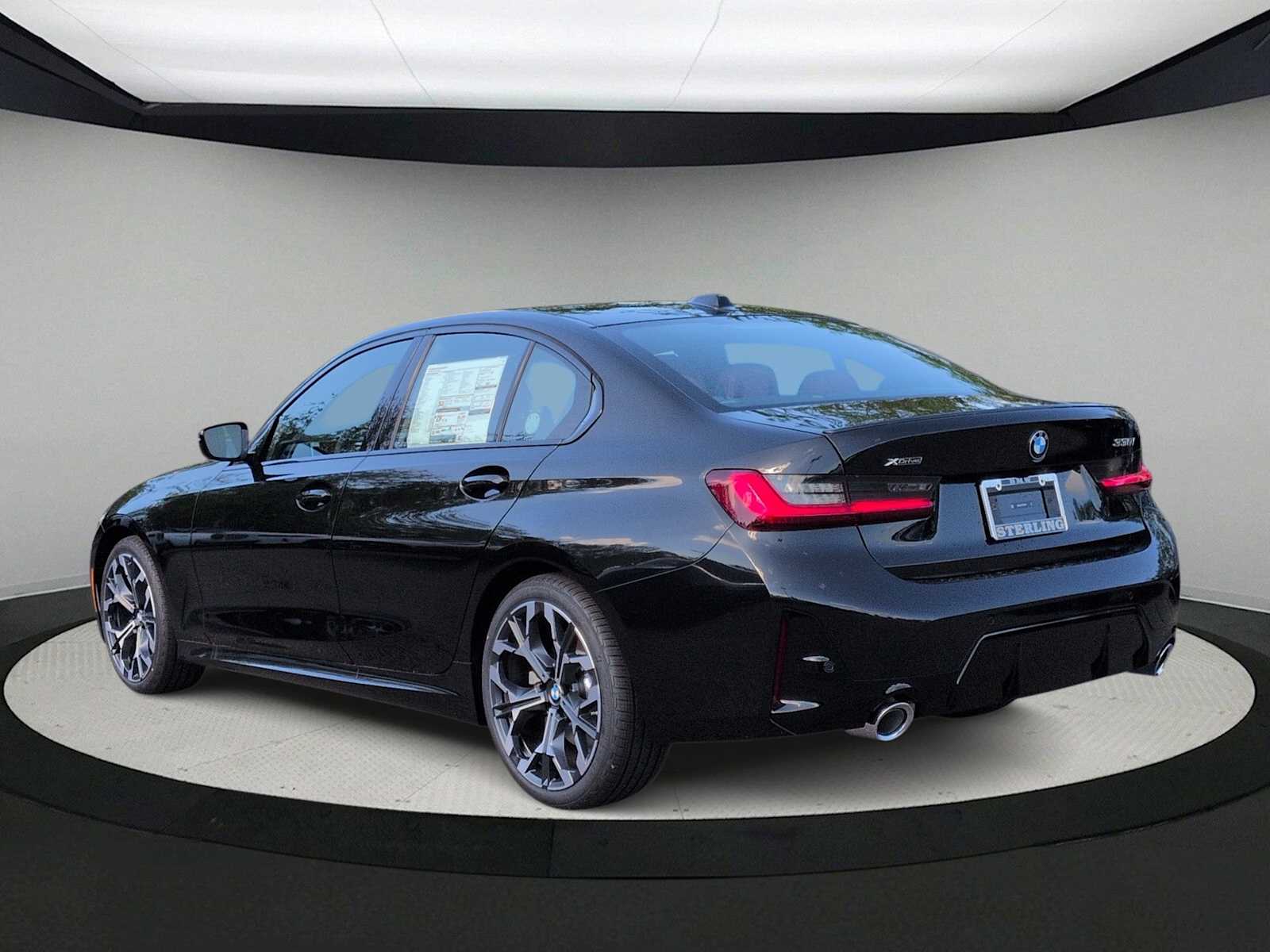 Thumbnail: 2026 BMW 3 Series - 6