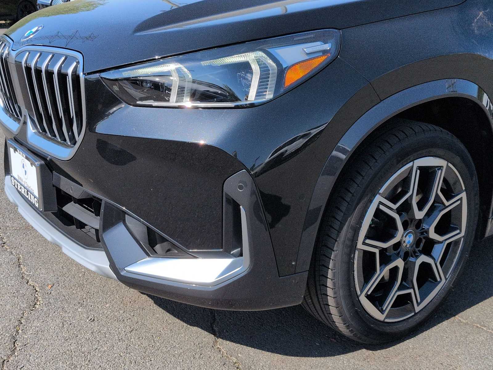Thumbnail: 2023 BMW X1 - 11