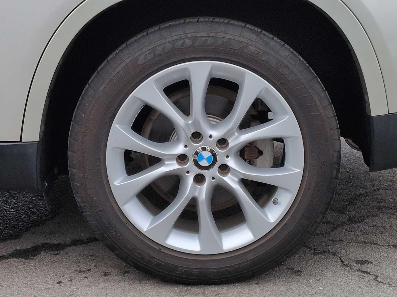 Thumbnail: 2014 BMW X5 - 14