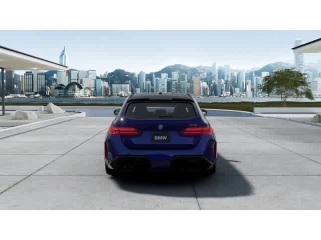 Thumbnail: 2027 BMW M5 - 5