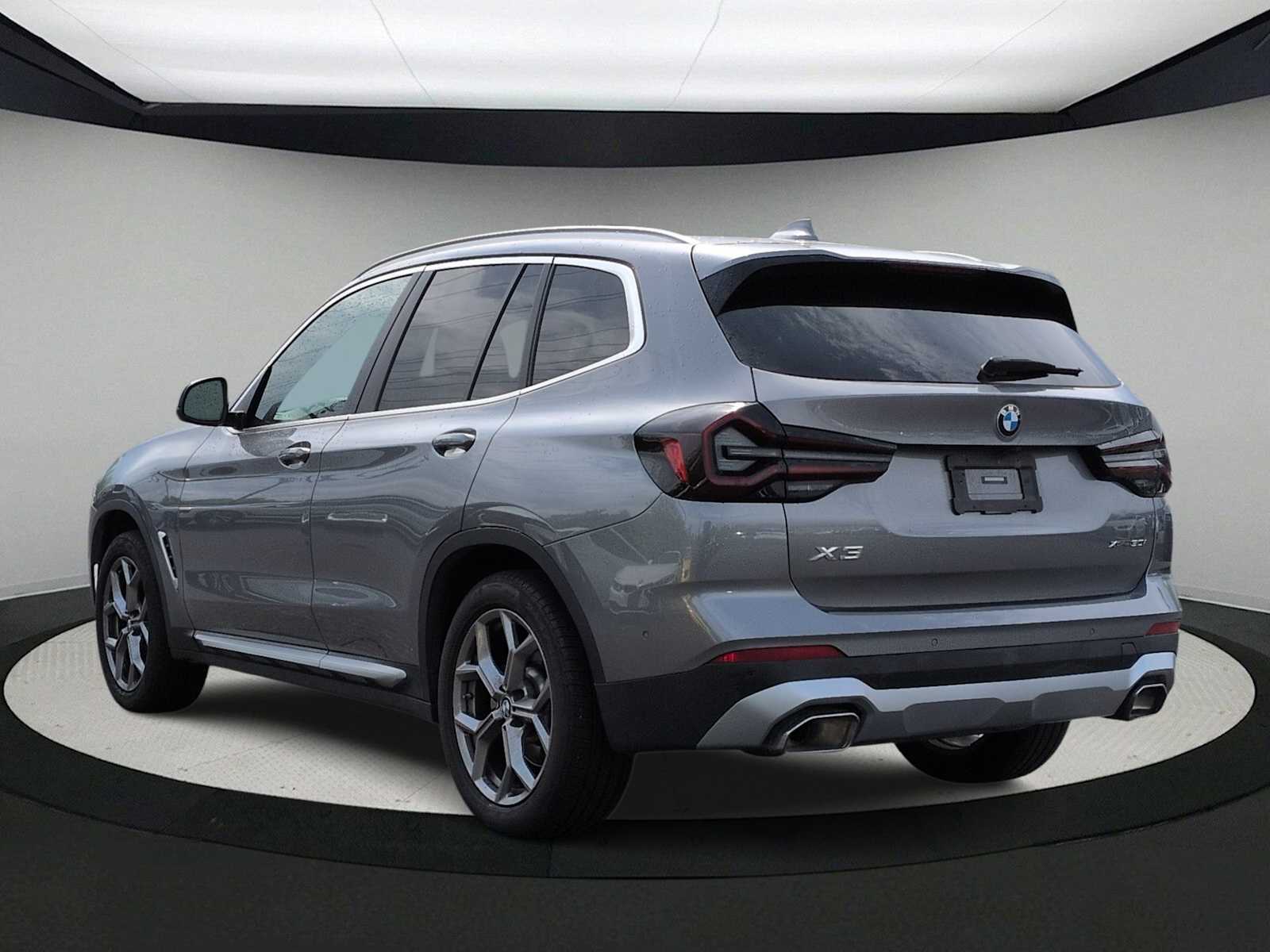 Thumbnail: 2023 BMW X3 - 6