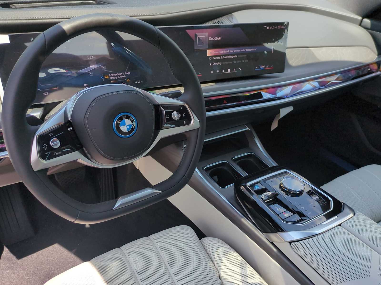 Thumbnail: 2025 BMW i7 - 10