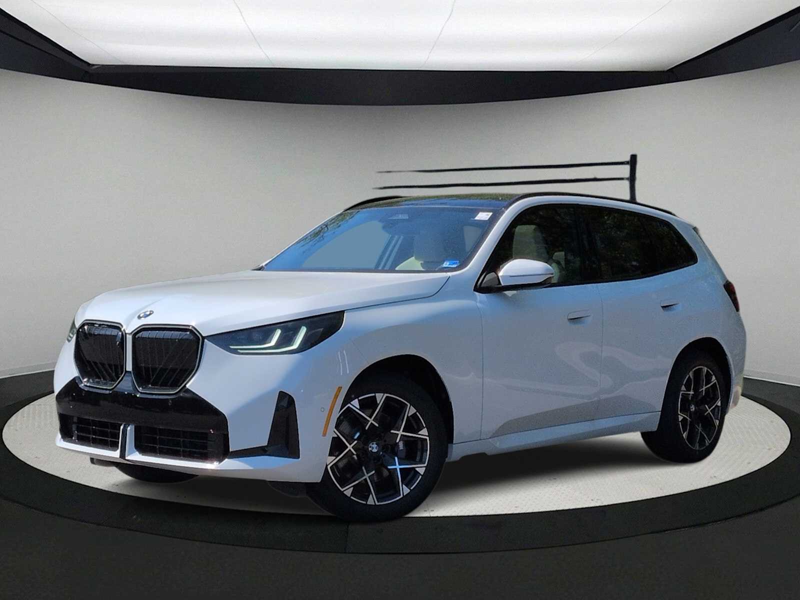 Thumbnail: 2026 BMW X3 - 1