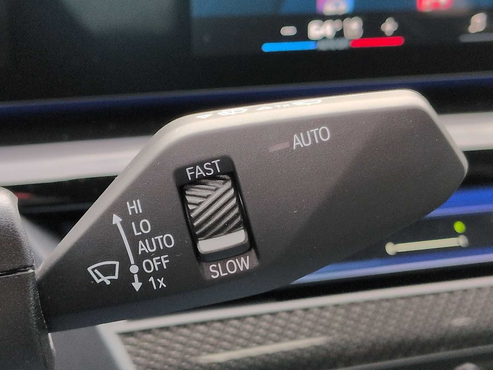 Thumbnail: 2026 BMW M5 - 26