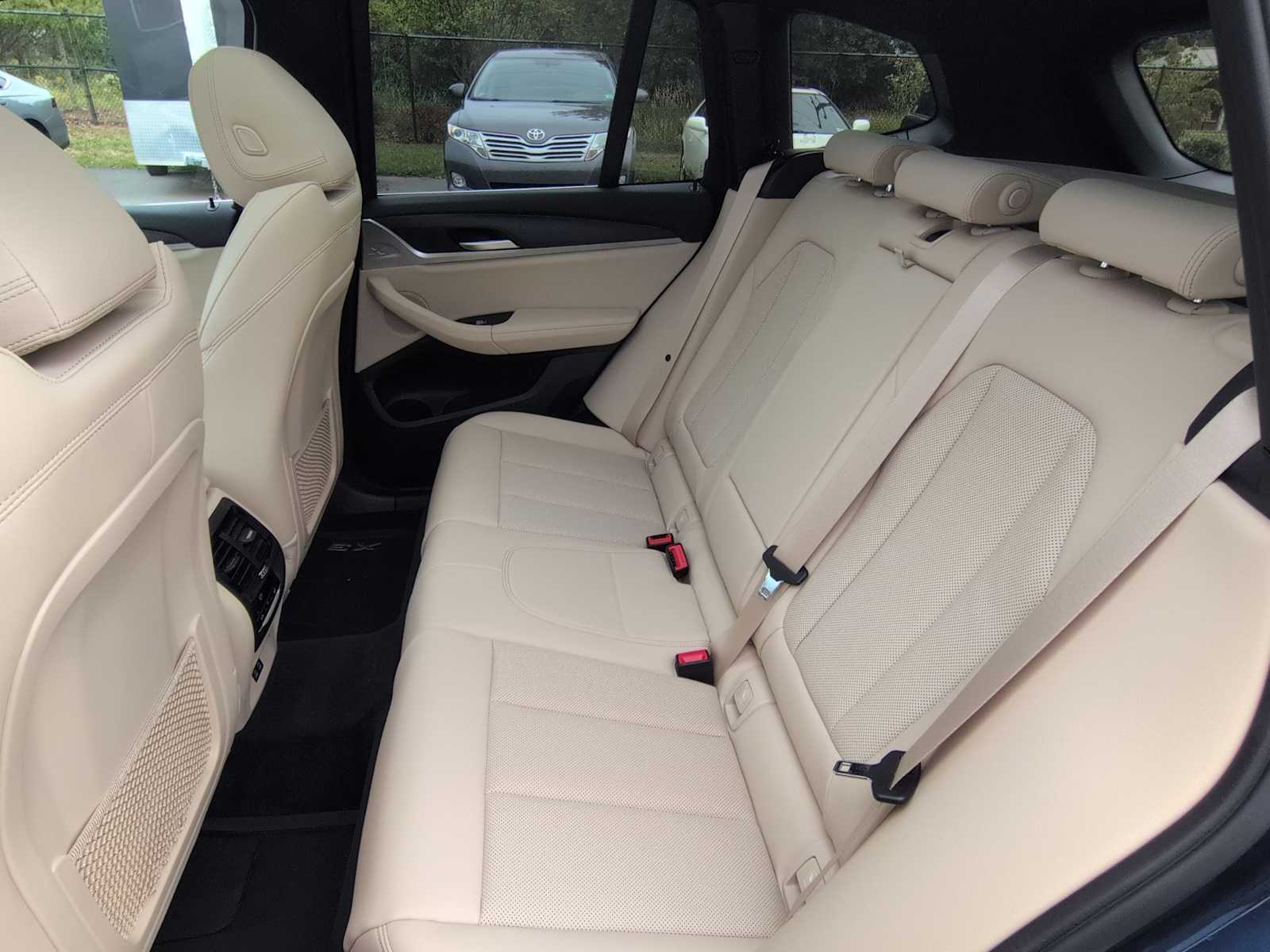 Thumbnail: 2022 BMW X3 - 21